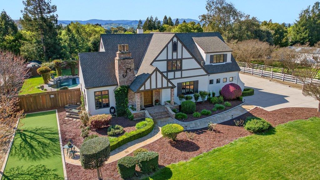 Detail Gallery Image 62 of 76 For 12575 Foothill Ave, San Martin,  CA 95046 - 5 Beds | 3/1 Baths