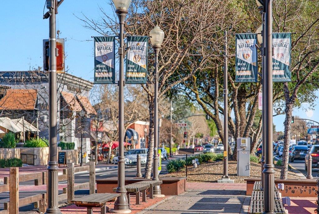 Detail Gallery Image 70 of 76 For 12575 Foothill Ave, San Martin,  CA 95046 - 5 Beds | 3/1 Baths