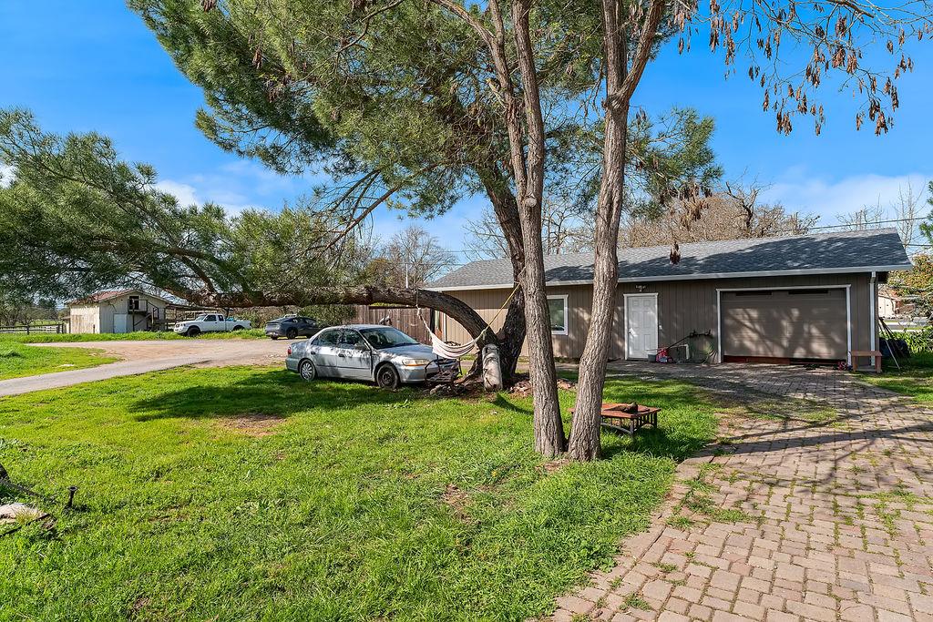 Detail Gallery Image 13 of 39 For Irwin Ln, Santa Rosa,  CA 95401 - 4 Beds | 4 Baths