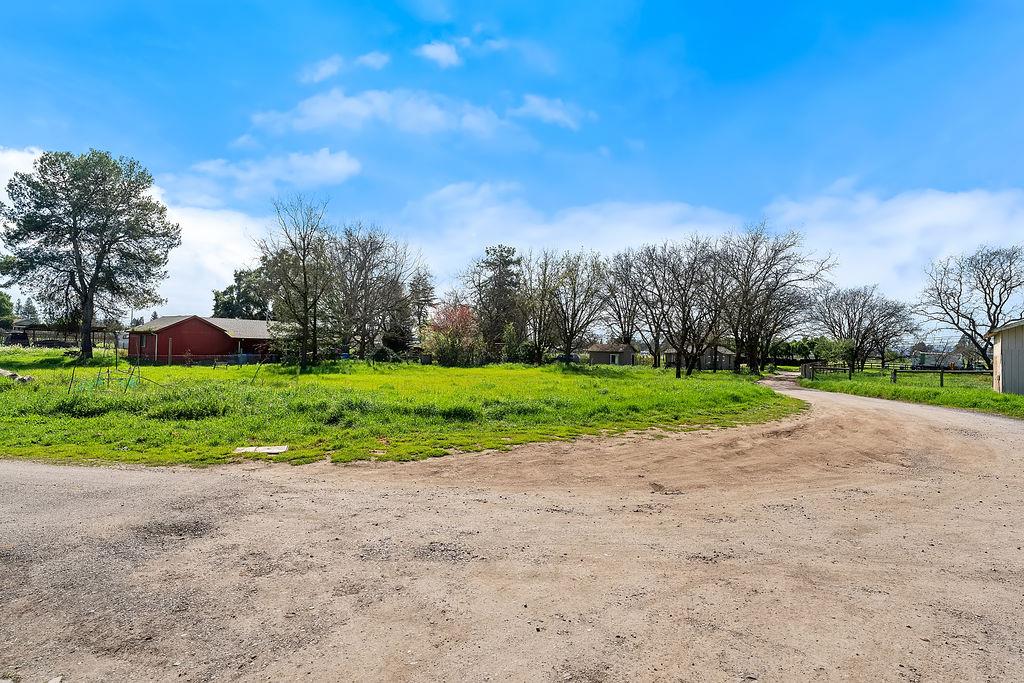 Detail Gallery Image 17 of 39 For Irwin Ln, Santa Rosa,  CA 95401 - 4 Beds | 4 Baths