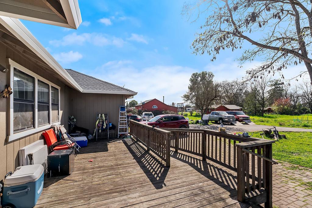 Detail Gallery Image 28 of 39 For Irwin Ln, Santa Rosa,  CA 95401 - 4 Beds | 4 Baths