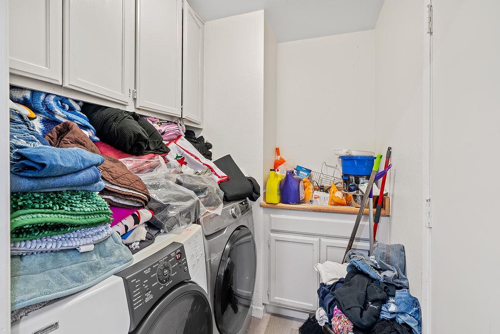 Detail Gallery Image 35 of 39 For Irwin Ln, Santa Rosa,  CA 95401 - 4 Beds | 4 Baths