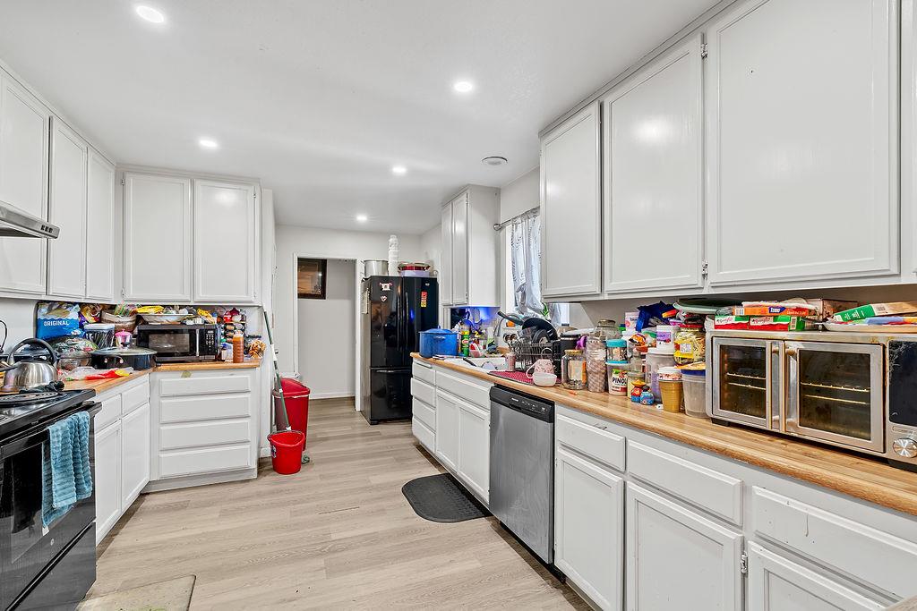 Detail Gallery Image 38 of 39 For Irwin Ln, Santa Rosa,  CA 95401 - 4 Beds | 4 Baths