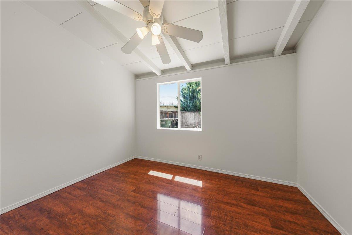 Detail Gallery Image 13 of 23 For 711 Lotuslake Ct, Sunnyvale,  CA 94089 - 3 Beds | 2 Baths