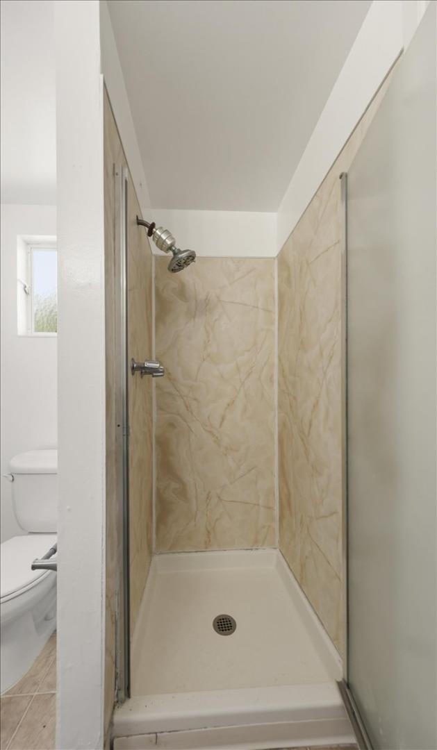 Detail Gallery Image 17 of 23 For 711 Lotuslake Ct, Sunnyvale,  CA 94089 - 3 Beds | 2 Baths