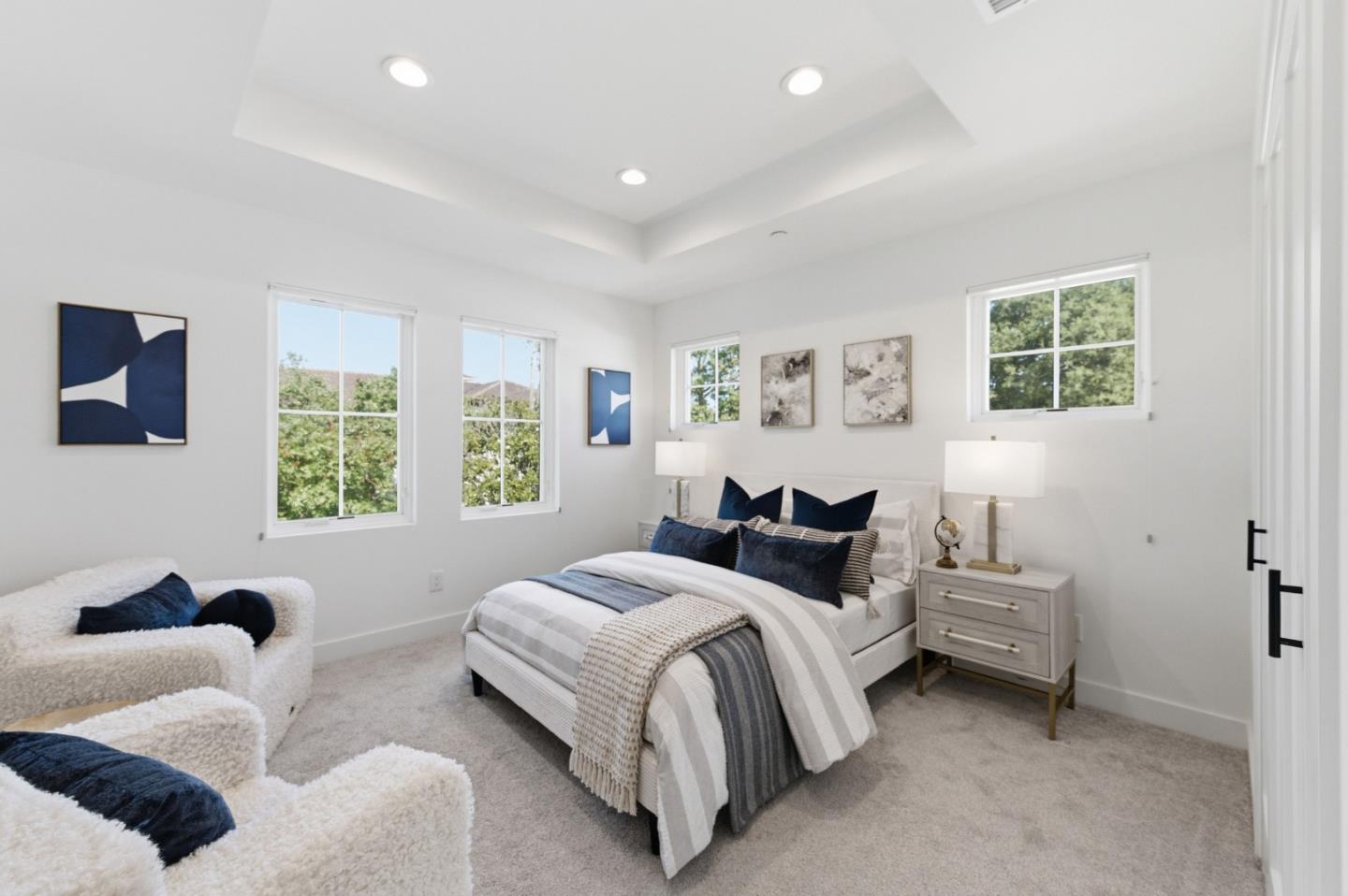 Detail Gallery Image 21 of 45 For 330 Grand St, Redwood City,  CA 94062 - 5 Beds | 3/1 Baths