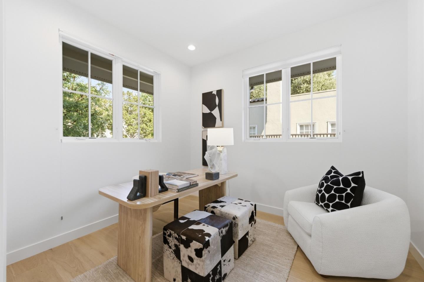 Detail Gallery Image 31 of 45 For 330 Grand St, Redwood City,  CA 94062 - 5 Beds | 3/1 Baths