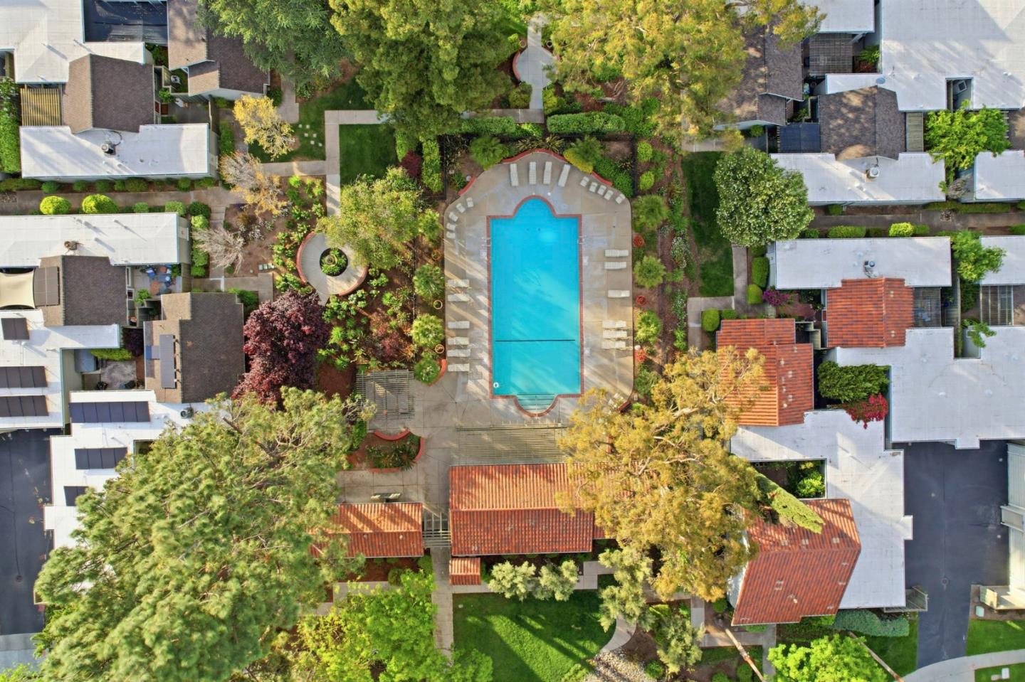 Detail Gallery Image 37 of 44 For 5655 Sunflower Ln, San Jose,  CA 95118 - 3 Beds | 2 Baths