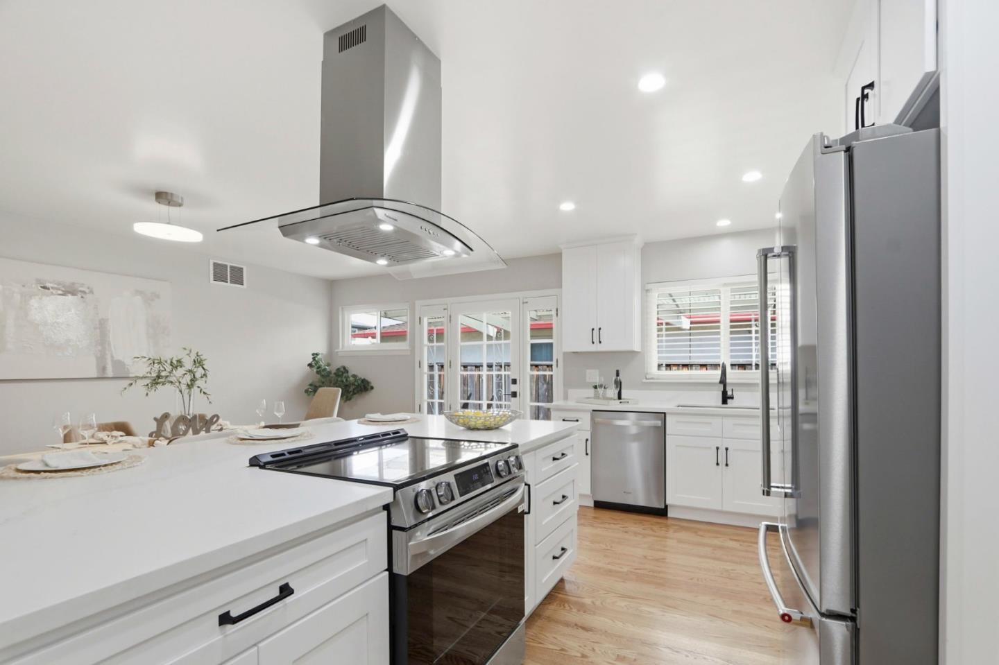 Detail Gallery Image 21 of 71 For 3503 Emmett Pl, Santa Clara,  CA 95051 - 3 Beds | 2 Baths