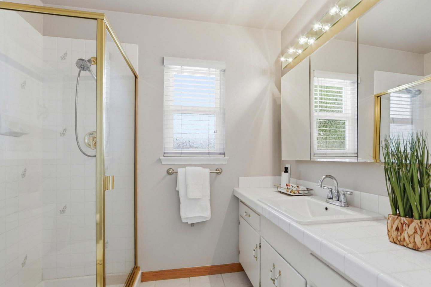 Detail Gallery Image 43 of 71 For 3503 Emmett Pl, Santa Clara,  CA 95051 - 3 Beds | 2 Baths