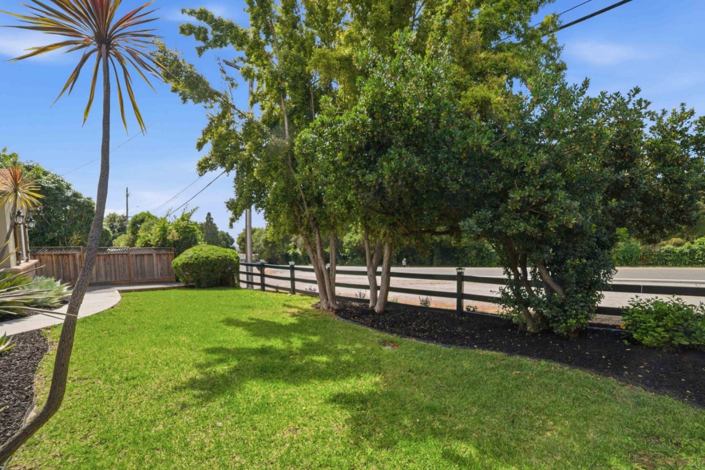 Detail Gallery Image 8 of 39 For 5530 Alum Rock Ave, San Jose,  CA 95127 - 3 Beds | 2 Baths