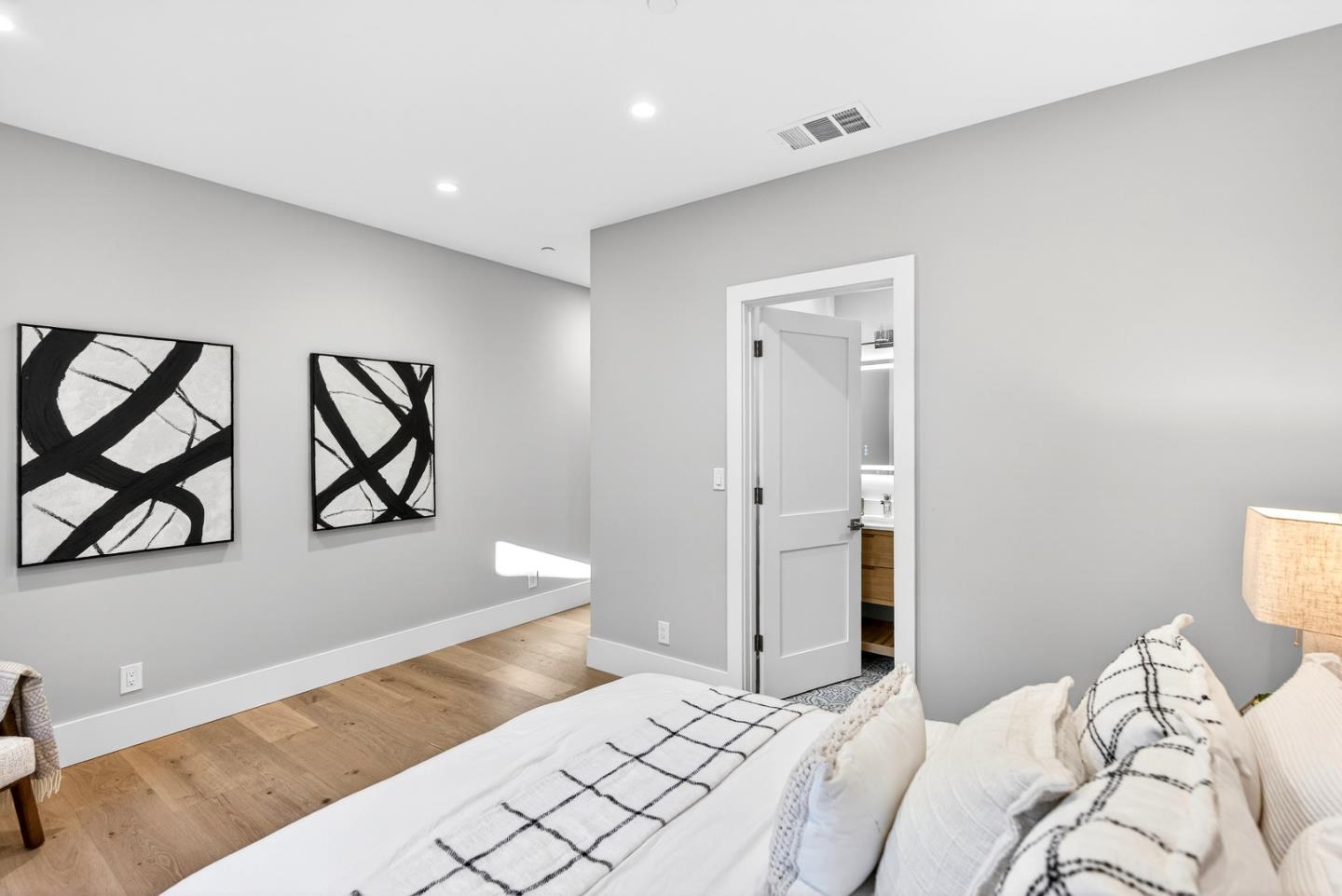 Detail Gallery Image 24 of 34 For 873 Cedar Ave, Sunnyvale,  CA 94086 - 4 Beds | 3 Baths