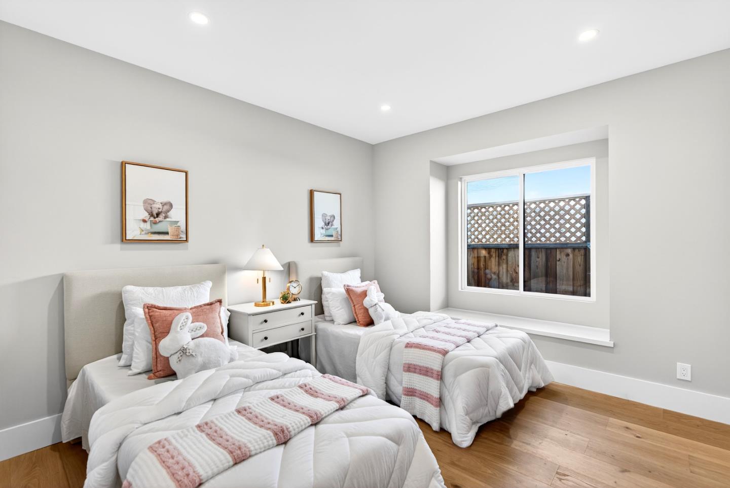 Detail Gallery Image 26 of 34 For 873 Cedar Ave, Sunnyvale,  CA 94086 - 4 Beds | 3 Baths