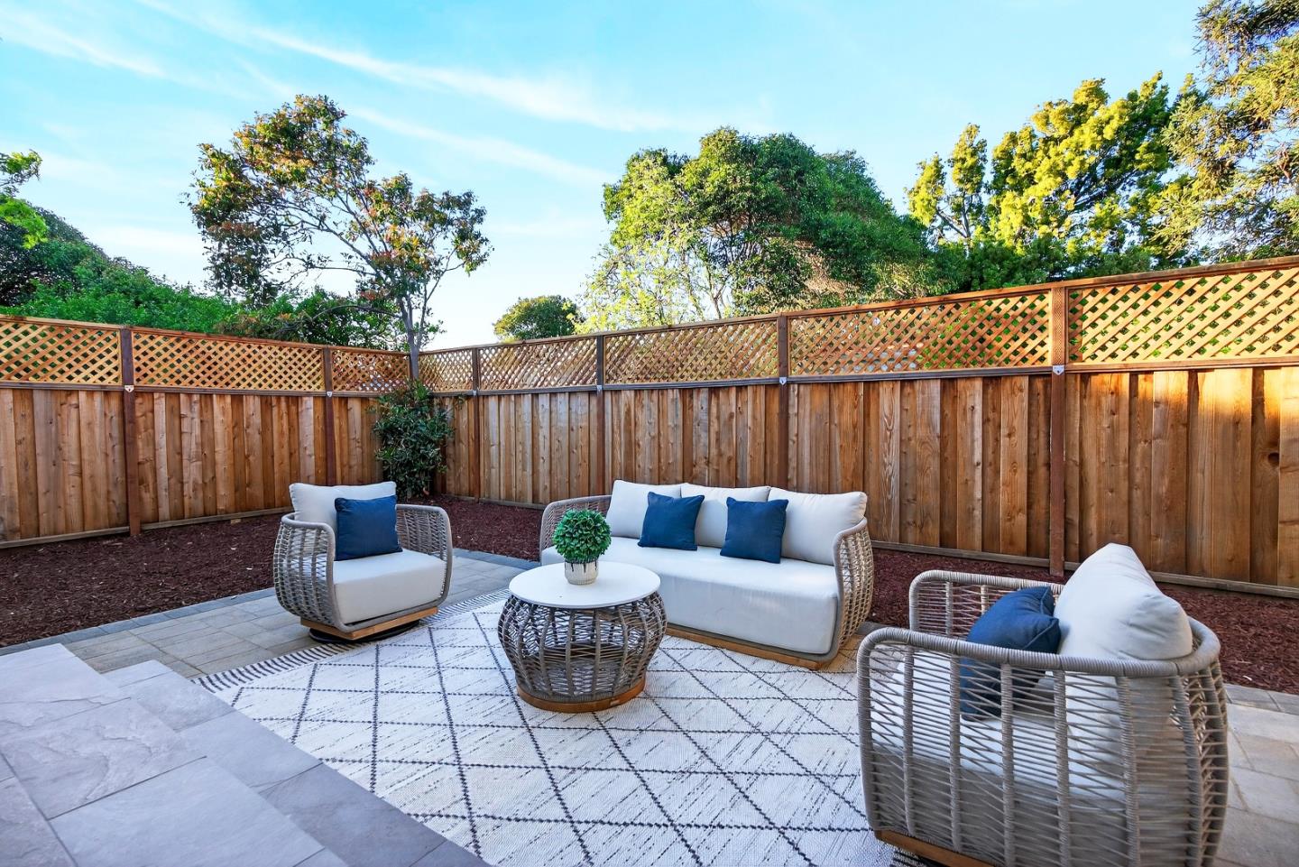 Detail Gallery Image 30 of 34 For 873 Cedar Ave, Sunnyvale,  CA 94086 - 4 Beds | 3 Baths