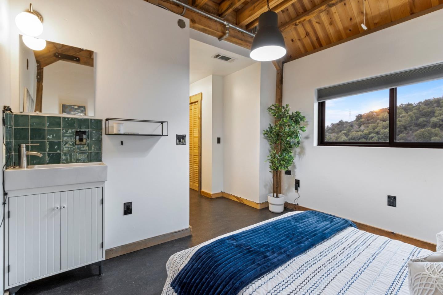 Detail Gallery Image 31 of 60 For 13925 Sheila Ave, Morgan Hill,  CA 95037 - 4 Beds | 2/1 Baths