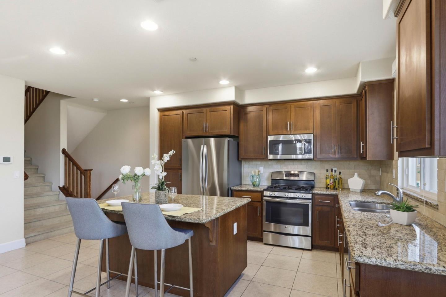 Photo #5: ML82041866 Listing: Photo #5