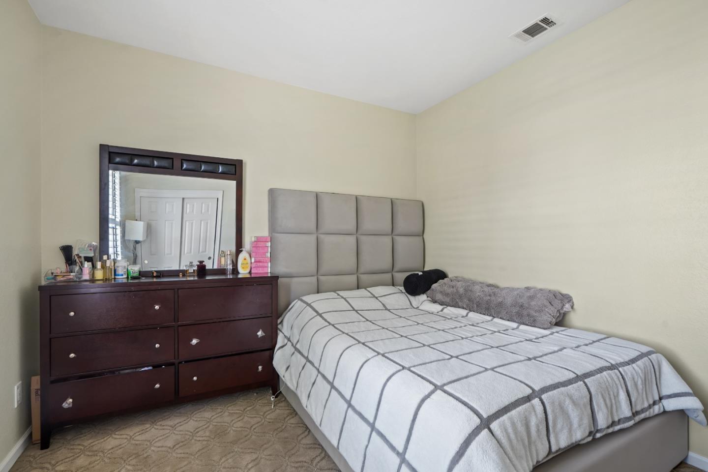 Detail Gallery Image 16 of 23 For 3741 Brook Valley Cir, Stockton,  CA 95219 - 3 Beds | 2 Baths