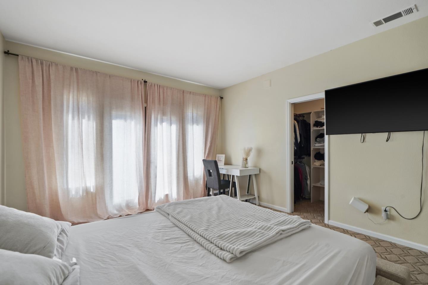 Detail Gallery Image 17 of 23 For 3741 Brook Valley Cir, Stockton,  CA 95219 - 3 Beds | 2 Baths