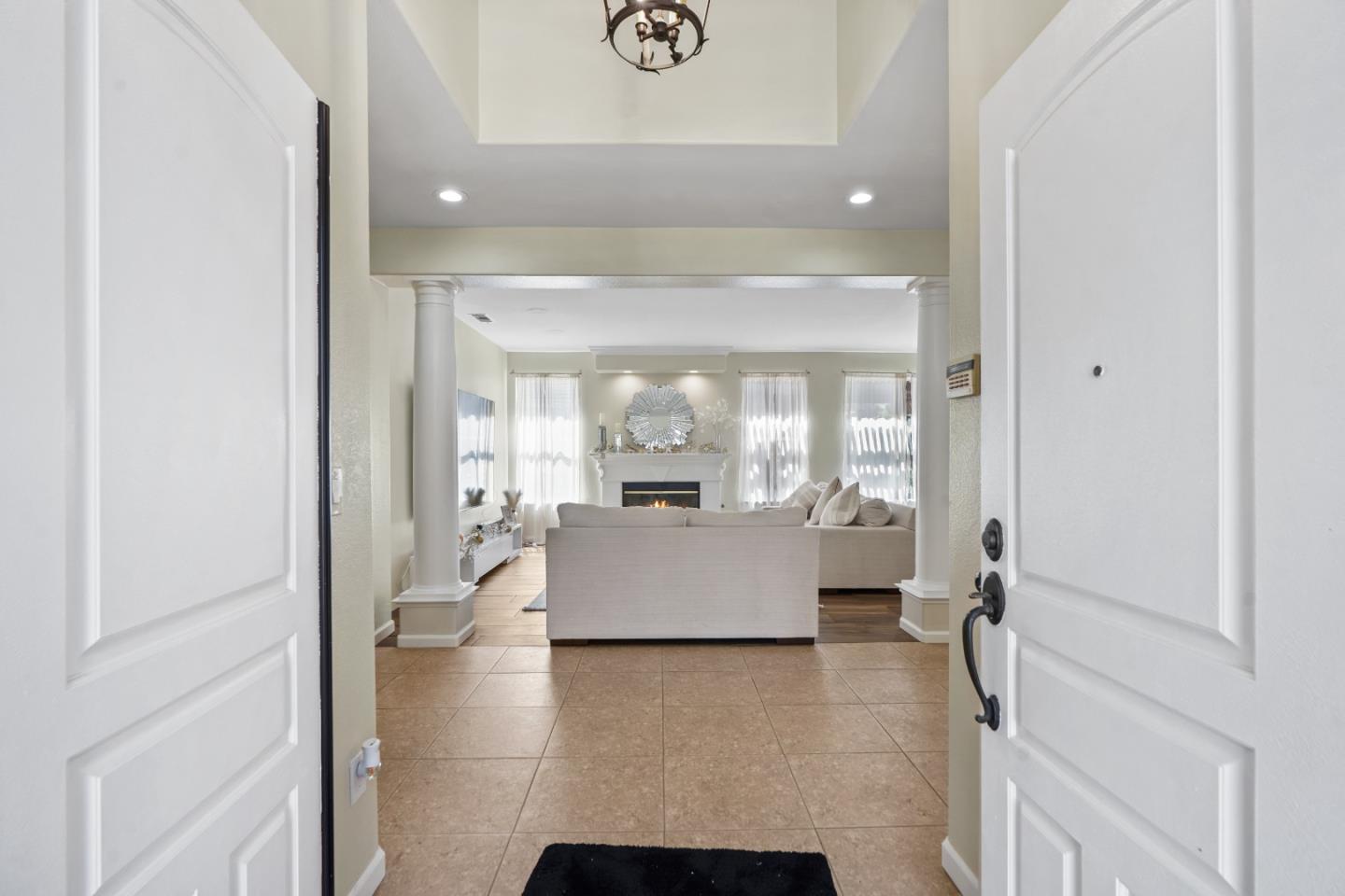 Detail Gallery Image 21 of 23 For 3741 Brook Valley Cir, Stockton,  CA 95219 - 3 Beds | 2 Baths