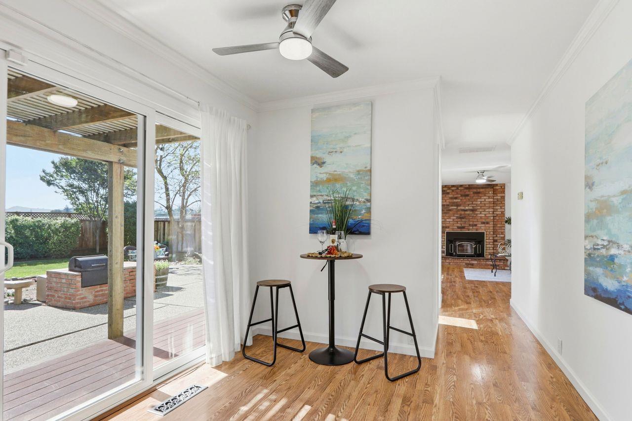 Detail Gallery Image 16 of 52 For 1006 Shadow Brook Dr, San Jose,  CA 95120 - 5 Beds | 3 Baths