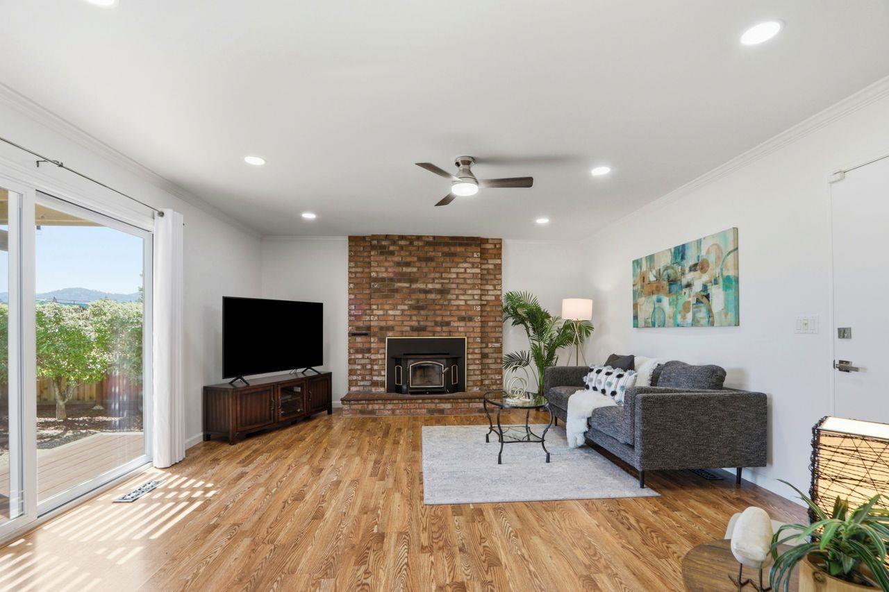 Detail Gallery Image 9 of 52 For 1006 Shadow Brook Dr, San Jose,  CA 95120 - 5 Beds | 3 Baths