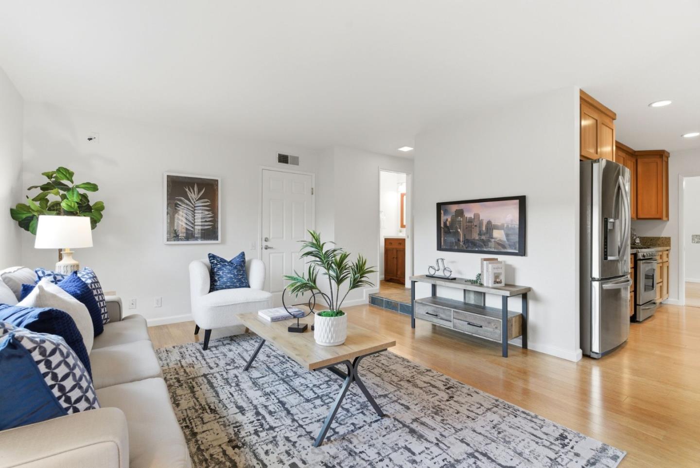 Detail Gallery Image 13 of 35 For 1733 Cheney Dr, San Jose,  CA 95128 - 4 Beds | 2/1 Baths