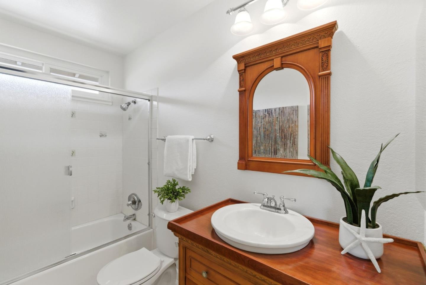 Detail Gallery Image 21 of 35 For 1733 Cheney Dr, San Jose,  CA 95128 - 4 Beds | 2/1 Baths