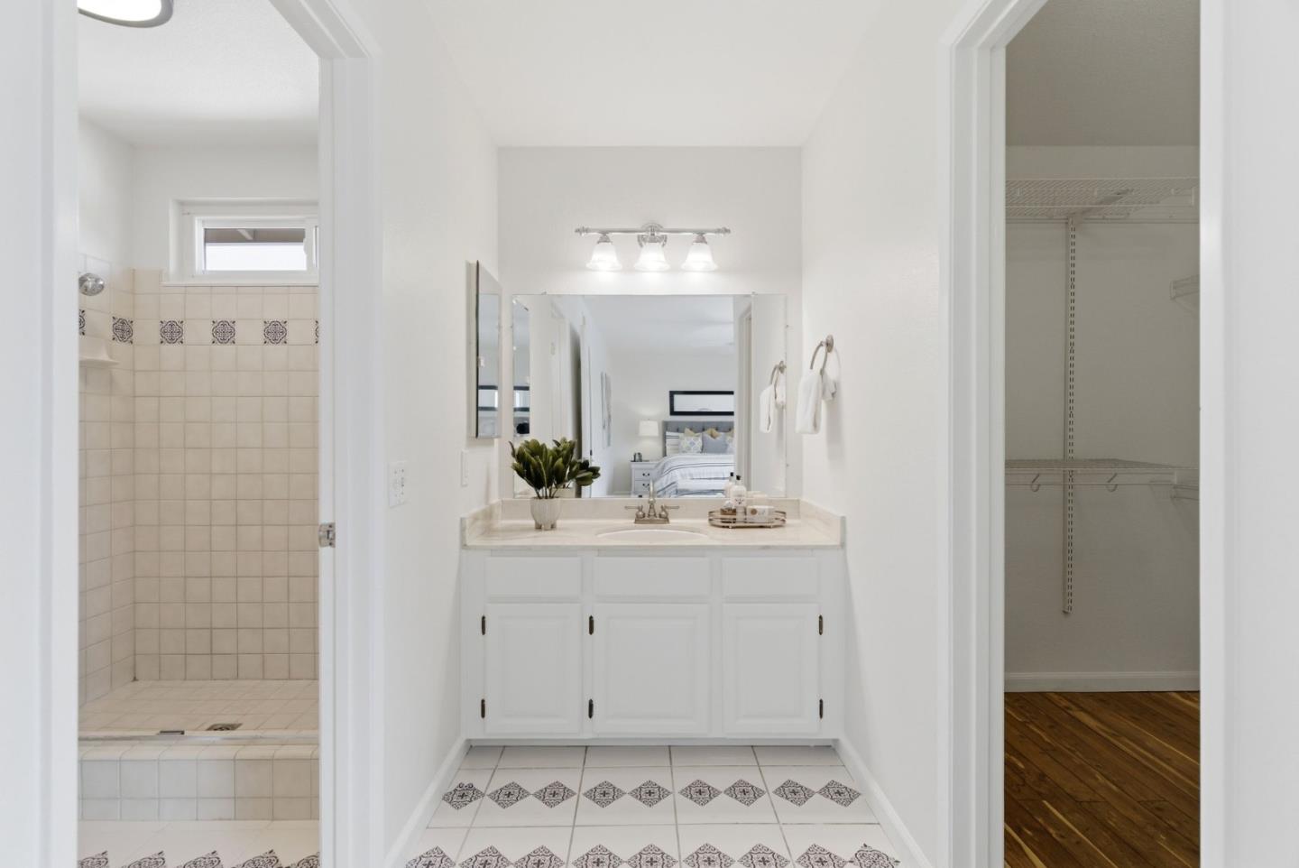 Detail Gallery Image 25 of 35 For 1733 Cheney Dr, San Jose,  CA 95128 - 4 Beds | 2/1 Baths