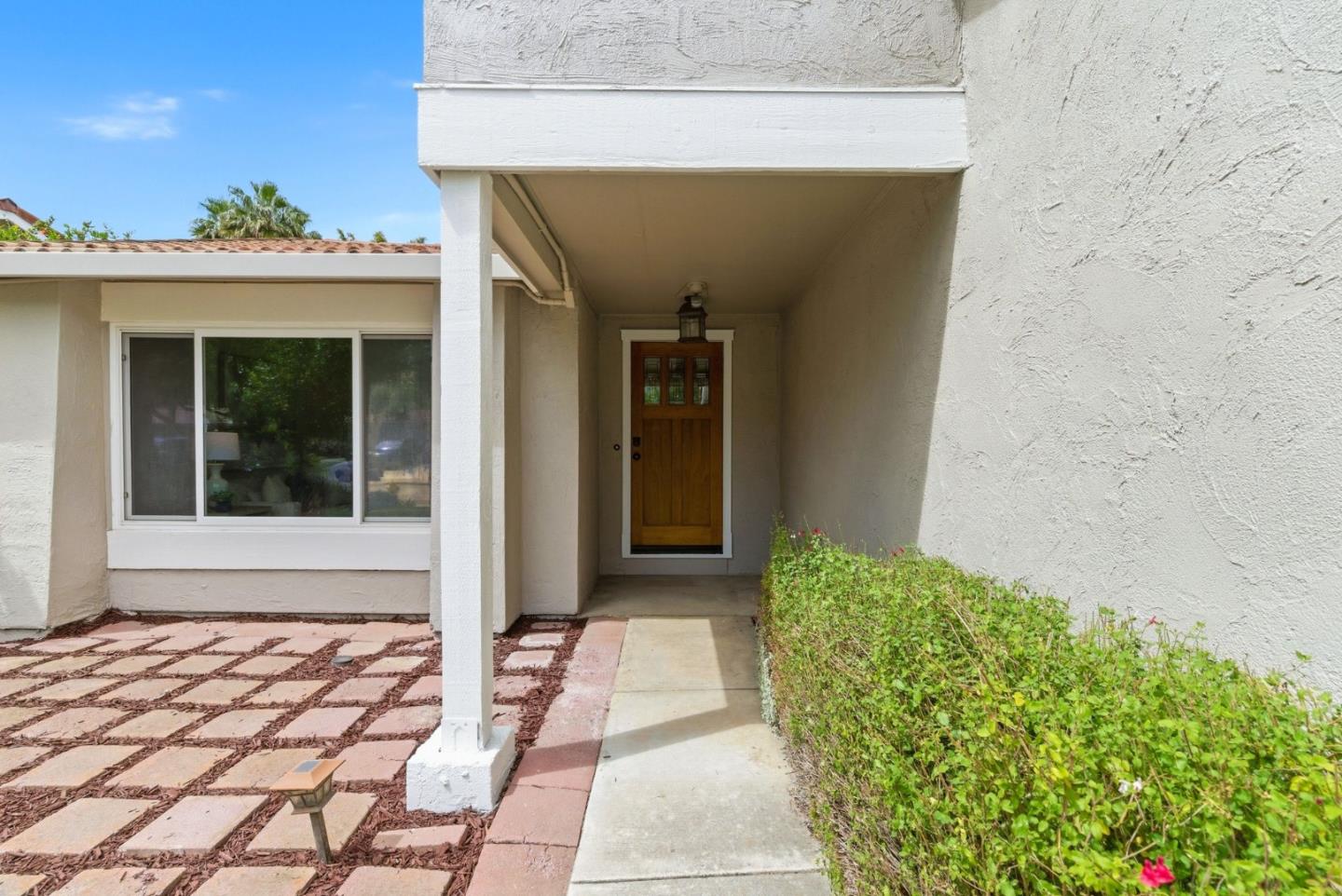 Detail Gallery Image 3 of 35 For 1733 Cheney Dr, San Jose,  CA 95128 - 4 Beds | 2/1 Baths