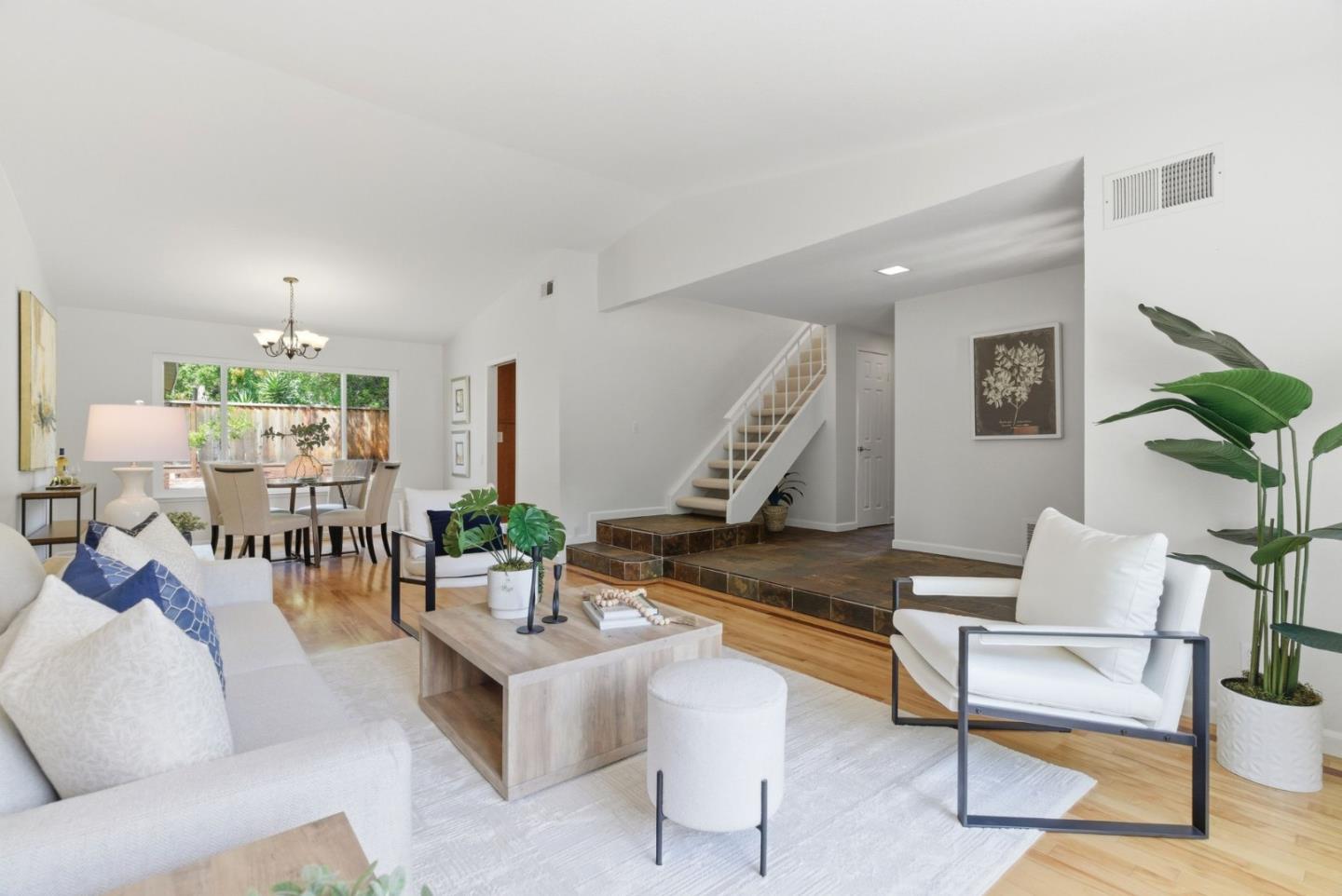 Detail Gallery Image 5 of 35 For 1733 Cheney Dr, San Jose,  CA 95128 - 4 Beds | 2/1 Baths