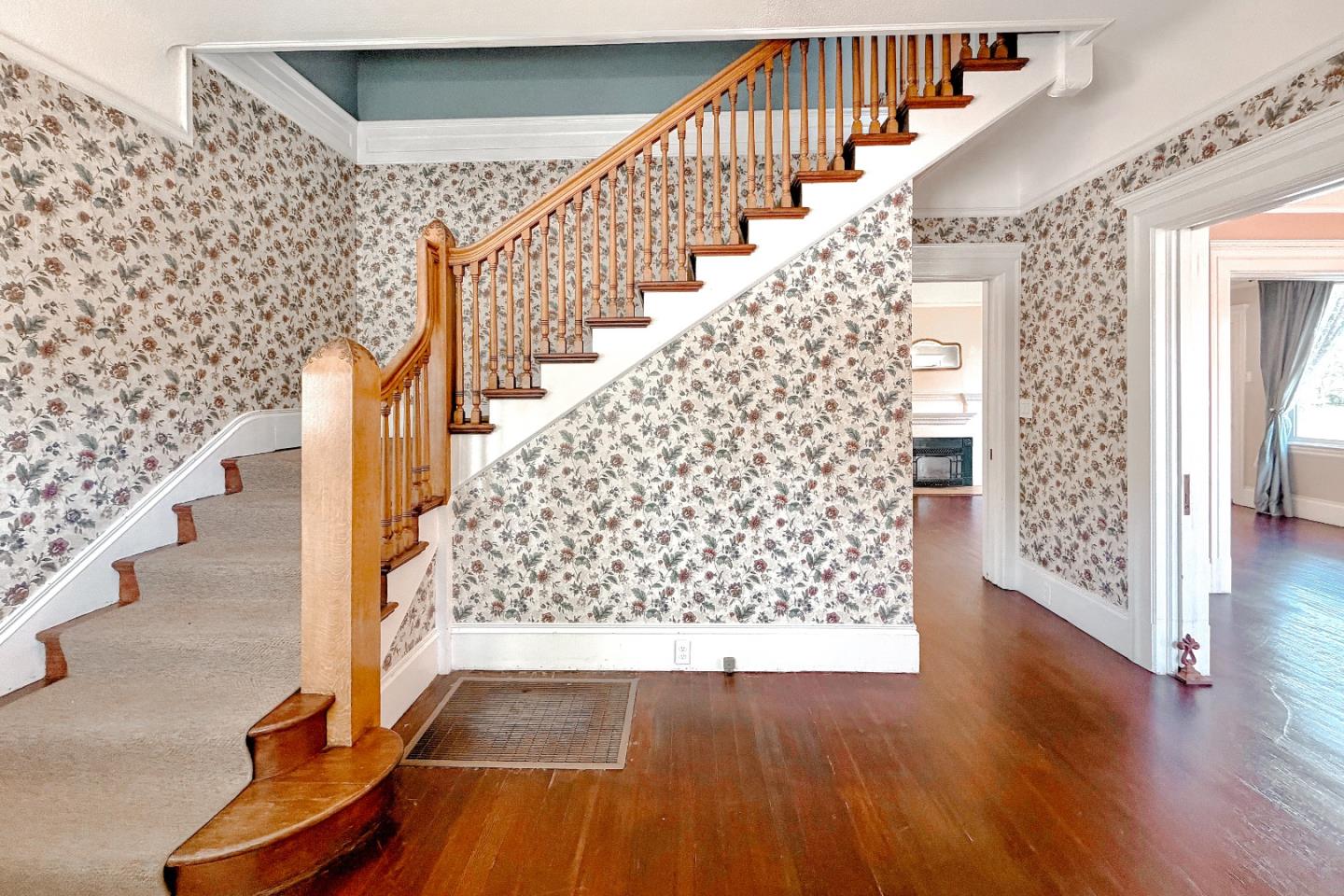 Detail Gallery Image 14 of 88 For 712 West St, Hollister,  CA 95023 - 5 Beds | 5/1 Baths