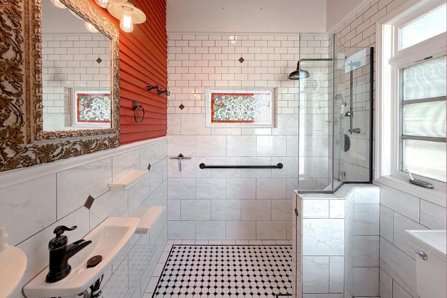 Detail Gallery Image 29 of 88 For 712 West St, Hollister,  CA 95023 - 5 Beds | 5/1 Baths