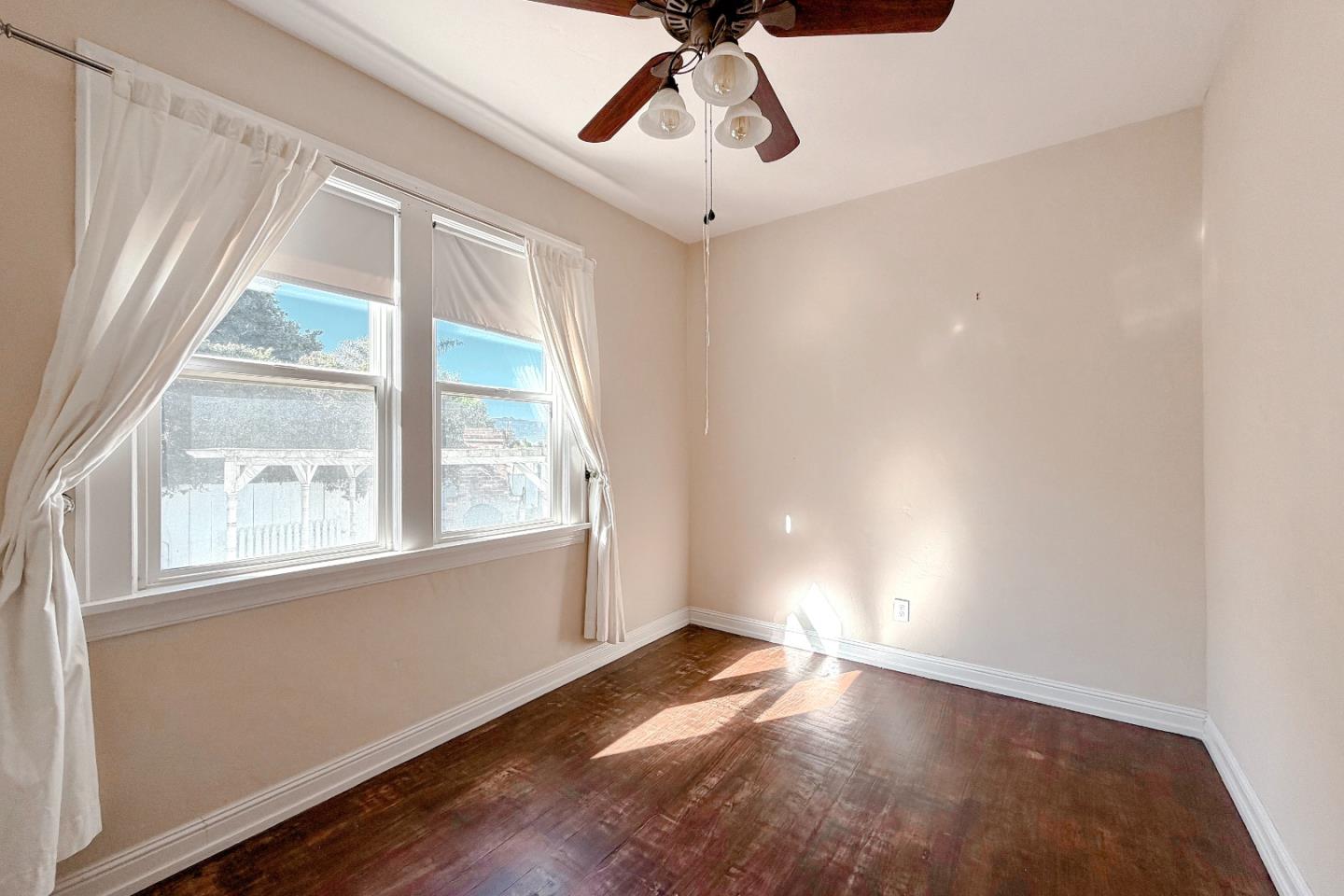 Detail Gallery Image 45 of 88 For 712 West St, Hollister,  CA 95023 - 5 Beds | 5/1 Baths