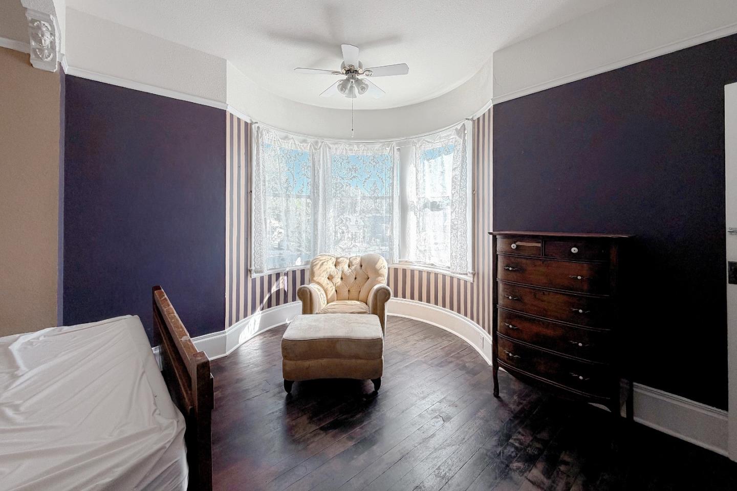 Detail Gallery Image 56 of 88 For 712 West St, Hollister,  CA 95023 - 5 Beds | 5/1 Baths