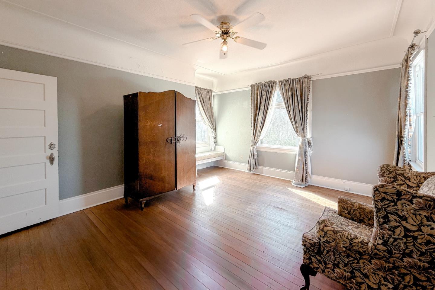 Detail Gallery Image 61 of 88 For 712 West St, Hollister,  CA 95023 - 5 Beds | 5/1 Baths