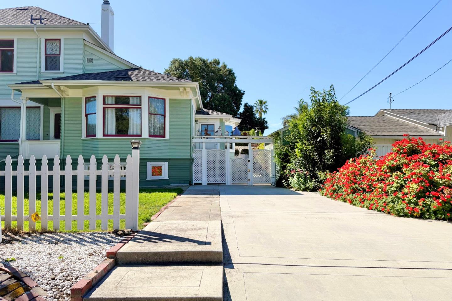 Detail Gallery Image 68 of 88 For 712 West St, Hollister,  CA 95023 - 5 Beds | 5/1 Baths