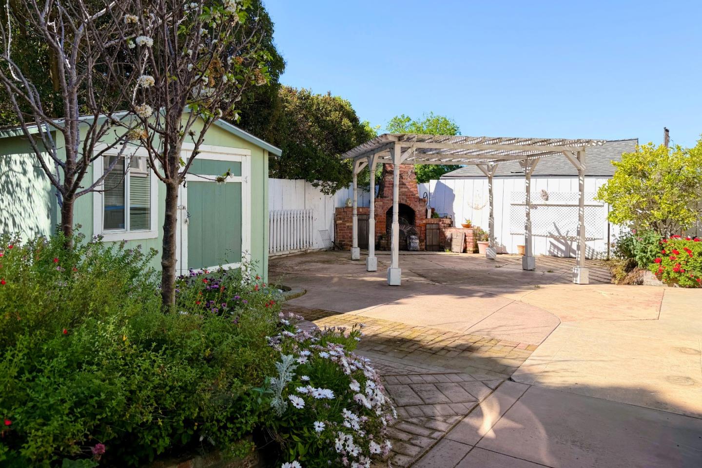 Detail Gallery Image 74 of 88 For 712 West St, Hollister,  CA 95023 - 5 Beds | 5/1 Baths