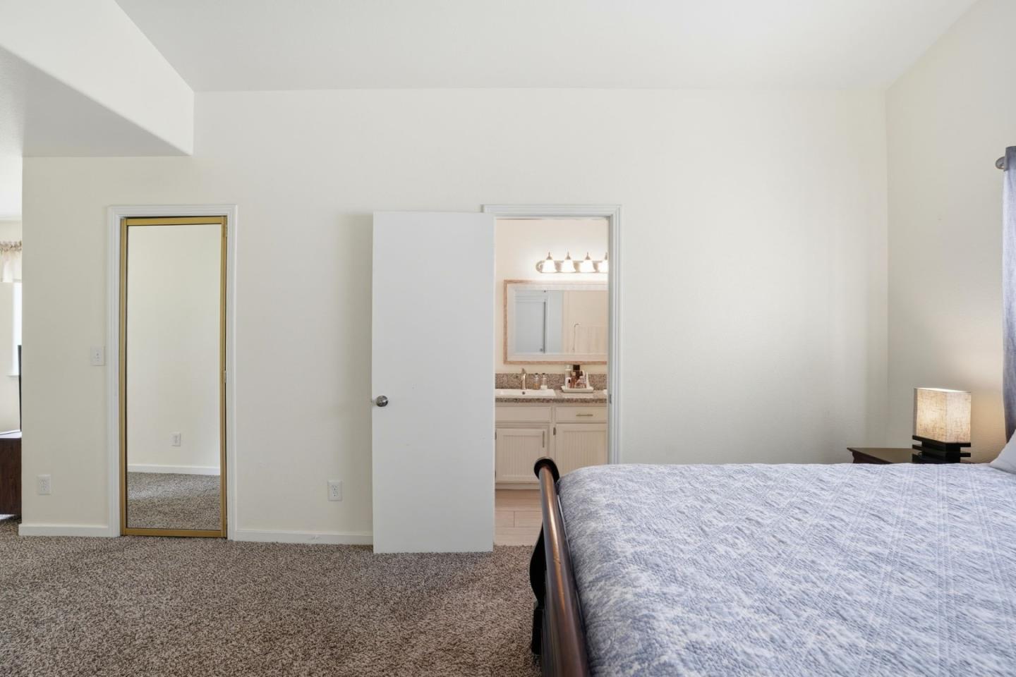 Detail Gallery Image 27 of 46 For 3227 Dewey, Fresno,  CA 93722 - 3 Beds | 2 Baths