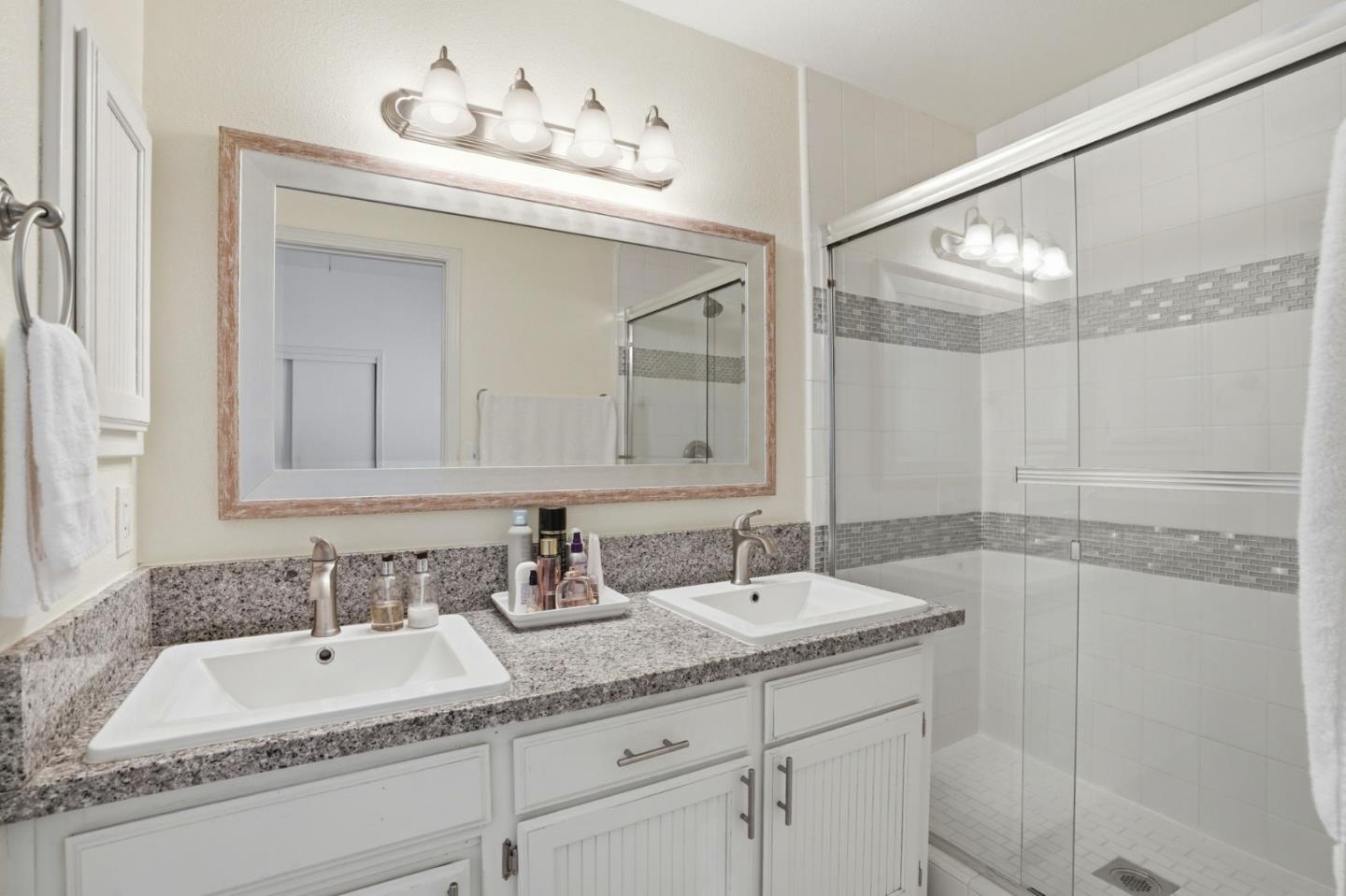 Detail Gallery Image 36 of 46 For 3227 Dewey, Fresno,  CA 93722 - 3 Beds | 2 Baths