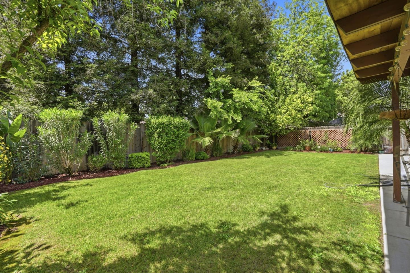 Detail Gallery Image 40 of 46 For 3227 Dewey, Fresno,  CA 93722 - 3 Beds | 2 Baths