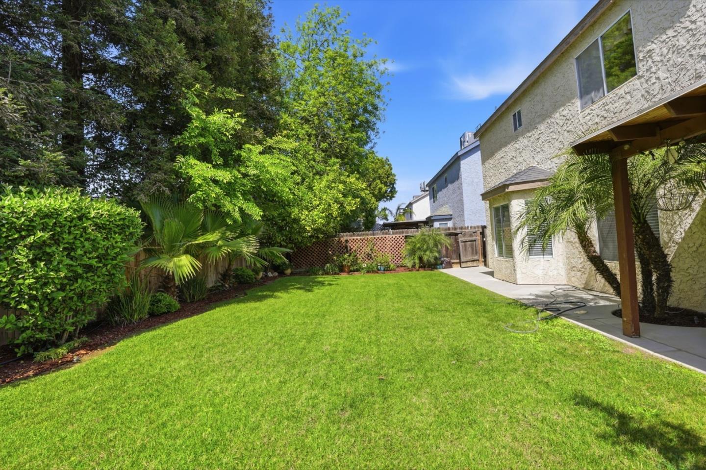 Detail Gallery Image 41 of 46 For 3227 Dewey, Fresno,  CA 93722 - 3 Beds | 2 Baths