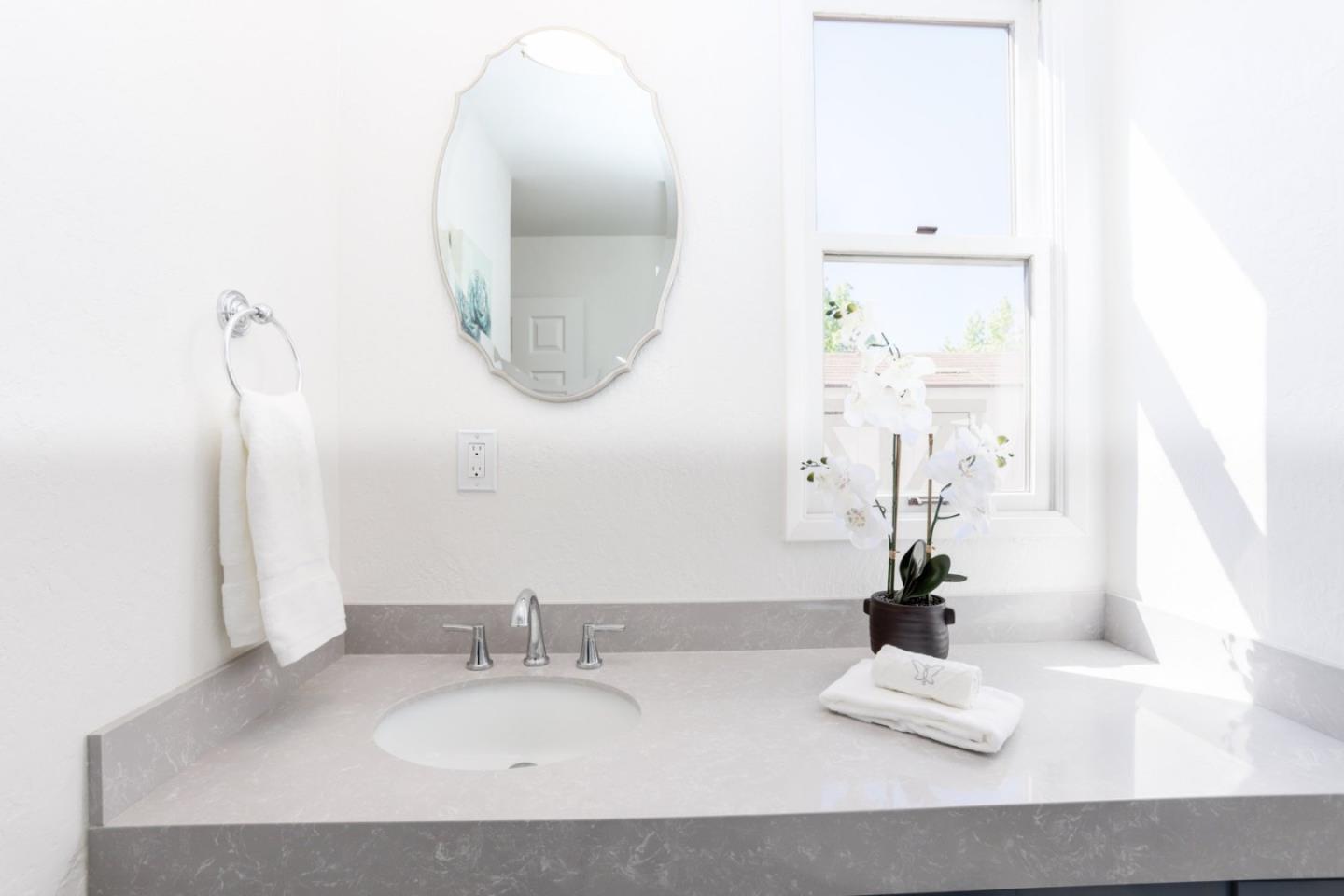 Detail Gallery Image 25 of 52 For 5810 Zileman Dr, San Jose,  CA 95123 - 4 Beds | 2 Baths