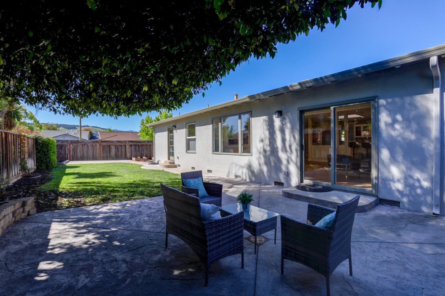 Detail Gallery Image 33 of 52 For 5810 Zileman Dr, San Jose,  CA 95123 - 4 Beds | 2 Baths