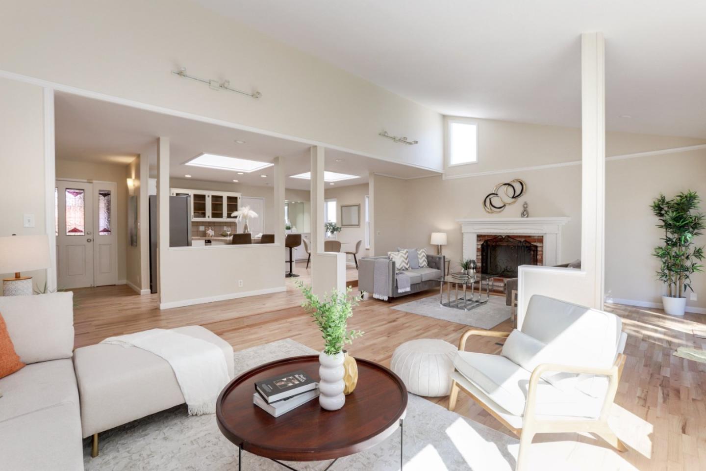 Detail Gallery Image 4 of 52 For 5810 Zileman Dr, San Jose,  CA 95123 - 4 Beds | 2 Baths