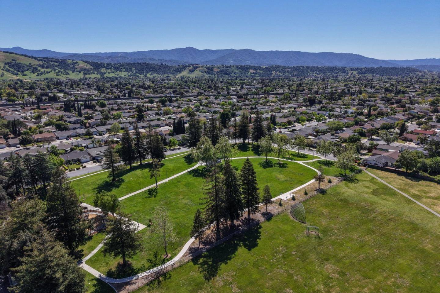 Detail Gallery Image 47 of 52 For 5810 Zileman Dr, San Jose,  CA 95123 - 4 Beds | 2 Baths