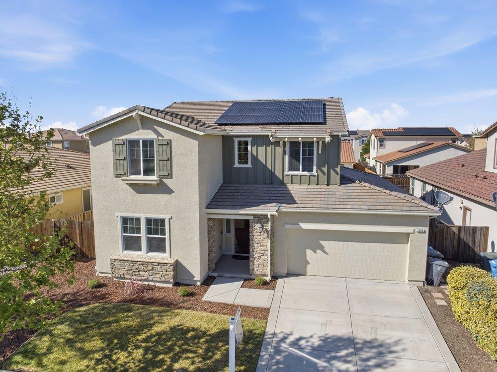 Detail Gallery Image 2 of 45 For 1530 Central Ave, Hollister,  CA 95023 - 4 Beds | 3 Baths