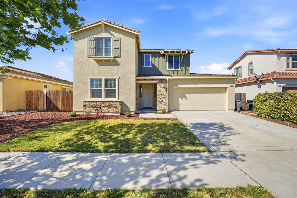 Detail Gallery Image 3 of 45 For 1530 Central Ave, Hollister,  CA 95023 - 4 Beds | 3 Baths