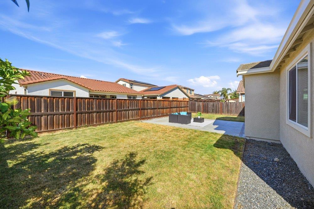 Detail Gallery Image 37 of 45 For 1530 Central Ave, Hollister,  CA 95023 - 4 Beds | 3 Baths