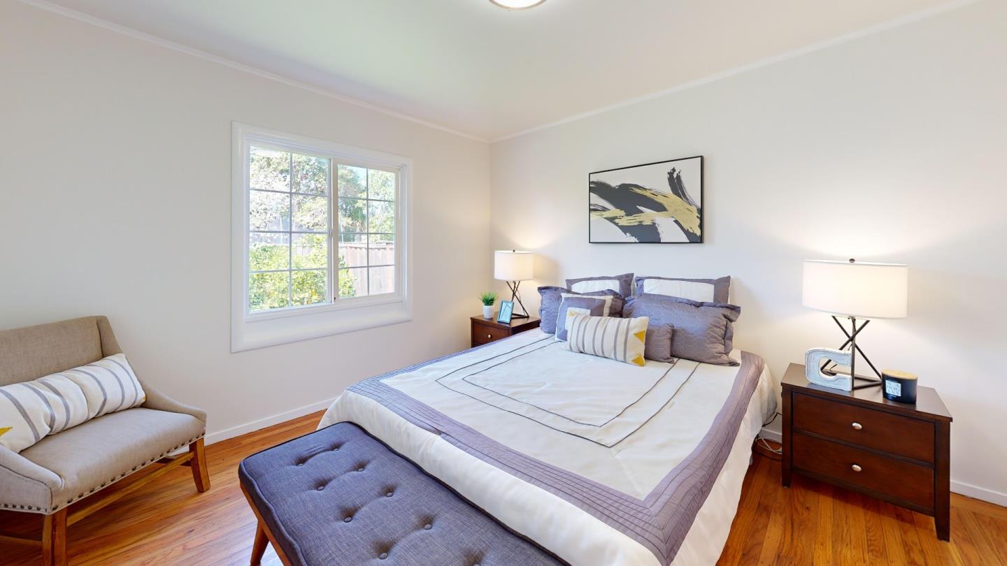 Detail Gallery Image 13 of 26 For 215 Wisteria Dr, East Palo Alto,  CA 94303 - 3 Beds | 1 Baths