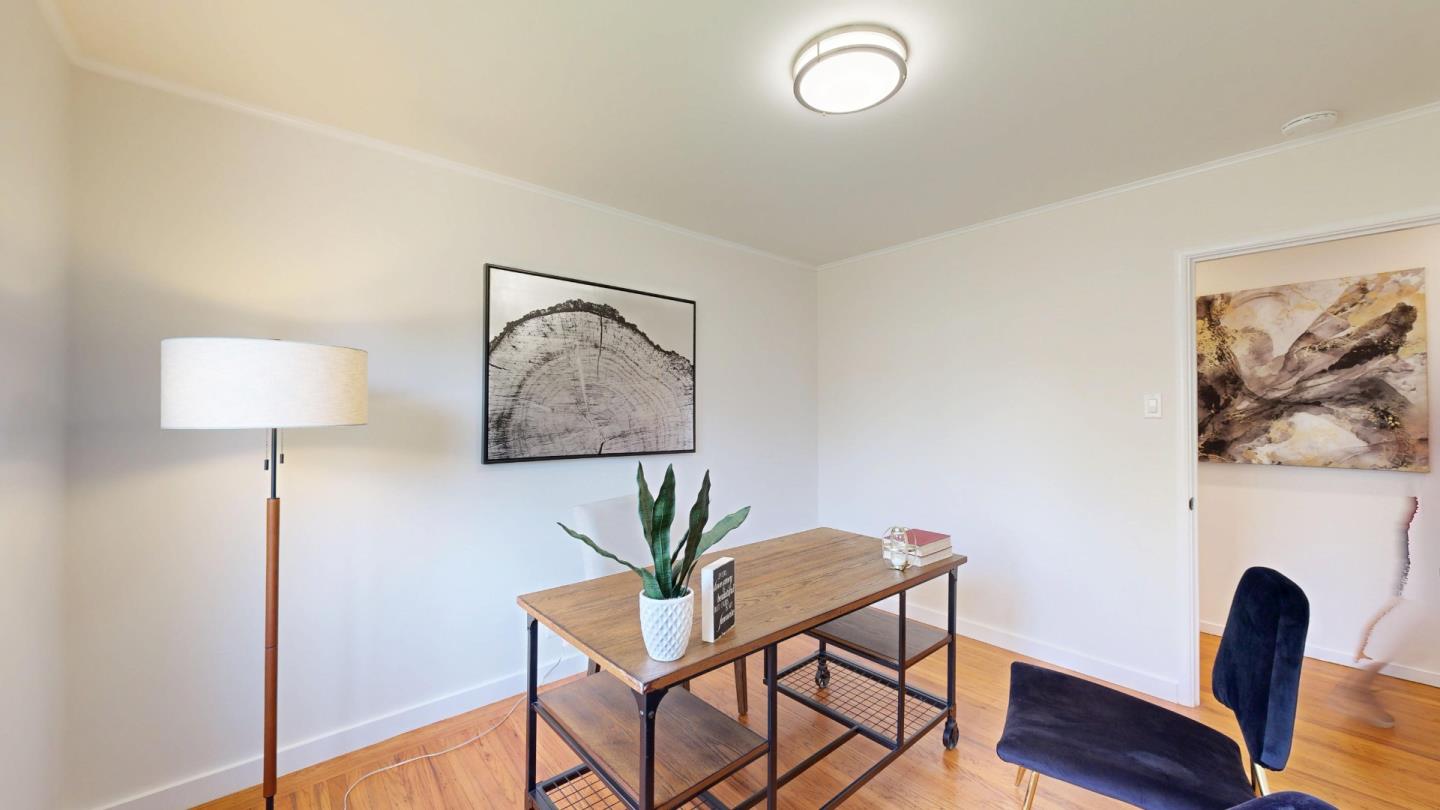 Detail Gallery Image 15 of 26 For 215 Wisteria Dr, East Palo Alto,  CA 94303 - 3 Beds | 1 Baths